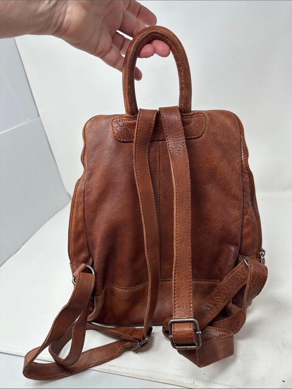 Vilenca Backpack - Picture 2 of 6